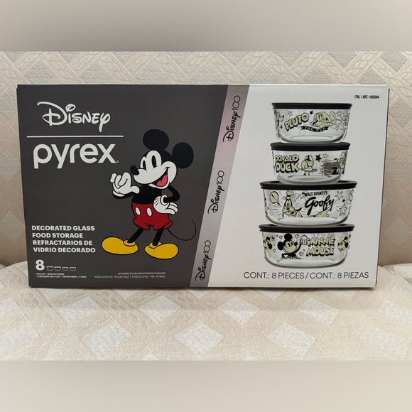 Disney / Pyrex Decorated Glass Food Storage Set - Picture 1 of 6